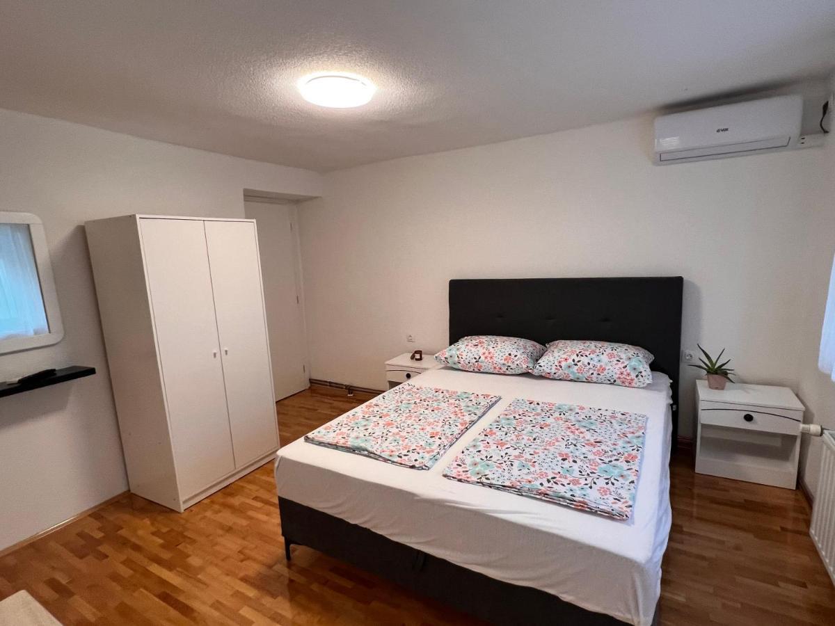 Guest House Kiwi Mostar Esterno foto