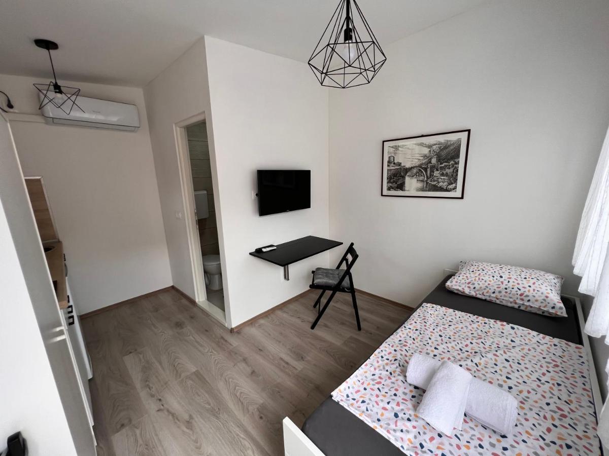 Guest House Kiwi Mostar Esterno foto