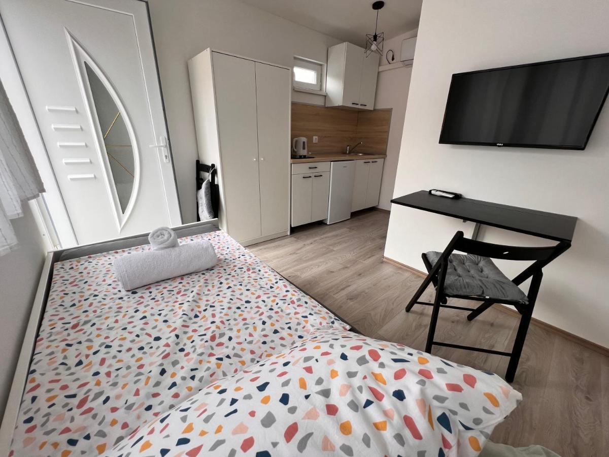 Guest House Kiwi Mostar Esterno foto