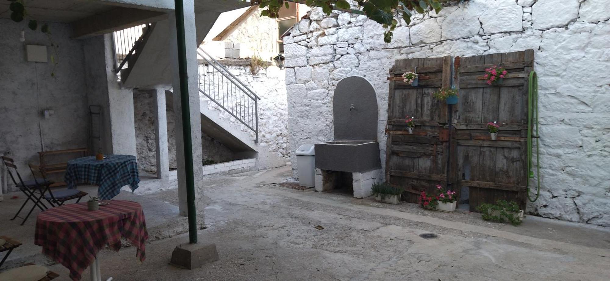 Guest House Kiwi Mostar Esterno foto